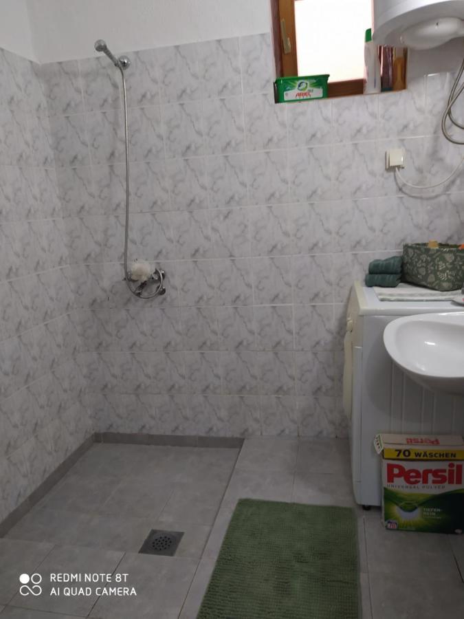 הוילה אפטין Oaza Mira Porodicna Kuca Za Opustanje מראה חיצוני תמונה